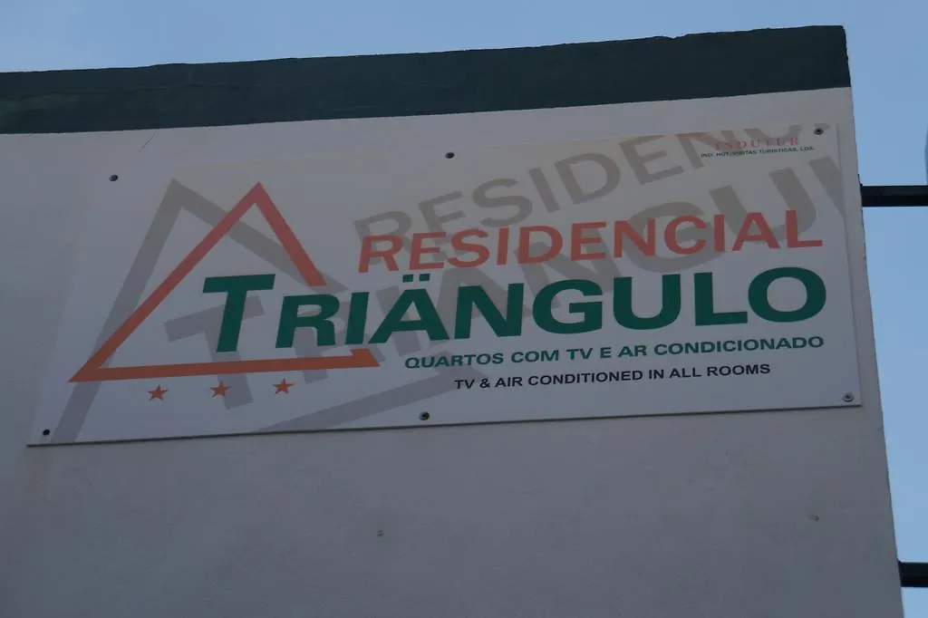 Pensjonat Triangulo - Alojamento Local Hotel Quarteira